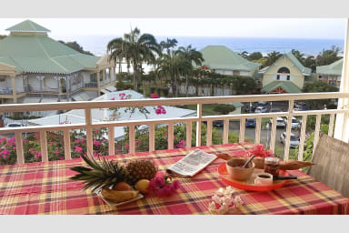 Photo de Appartement en location saisonnière à Saint-Francois en Guadeloupe 