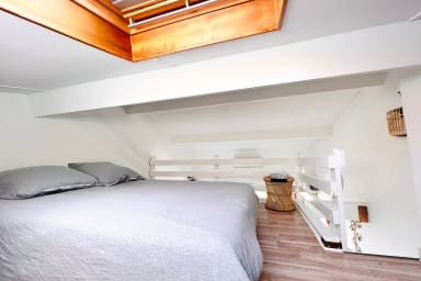 La chambre en mezzanine 