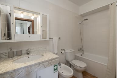 Bathtub