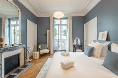 Chambre 1 avec lit king size (180x200)