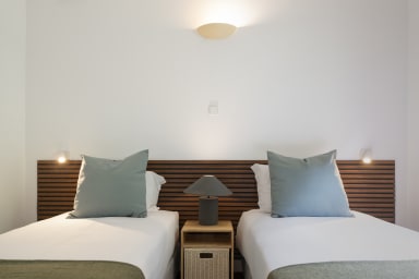 Bedroom with two single beds. 