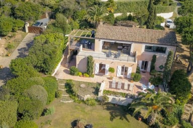 Villa (photo by drone)