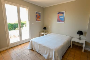 Chambre 1 / Bedroom 1