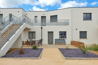 entrée + terrasse nord