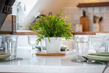 Table à manger pour des moments conviviaux ou de travail