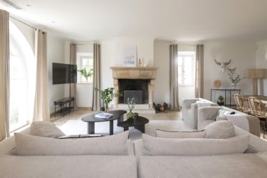 book-villa-louise-property-rental-kid-friendly-eyguieres-pioma-home