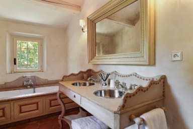 book-villa-ysee-property-rental-kid-friendly-gassin-pioma-home