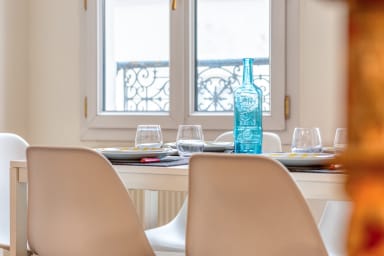 Table à manger et assises