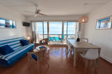 APPARTEMENT 4 PIÈCES CLIMATISÉ – VUE MER – PORT GRIMAUD I