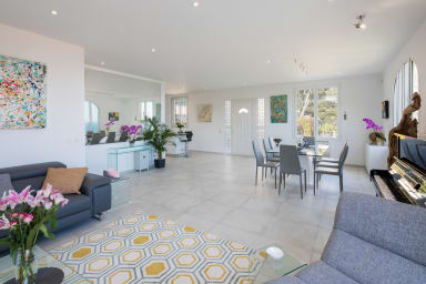 book-villa-maxime-property-rental-kid-friendly-eze-pioma-home