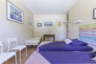 Chambre à coucher avec 2 lits simple (possibilité d'assembler les 2 pour en...