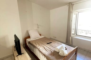 1 lit simple, le second lit dans le tiroir du dessous