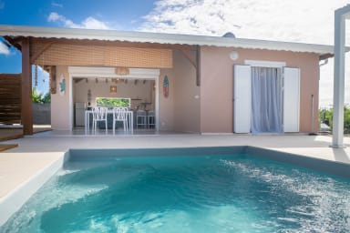 Photo de Villa en location saisonnière à Saint-Francois en Guadeloupe