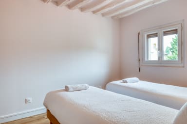 Les Songes : Chambre exposition Est, avec 2 lits simples