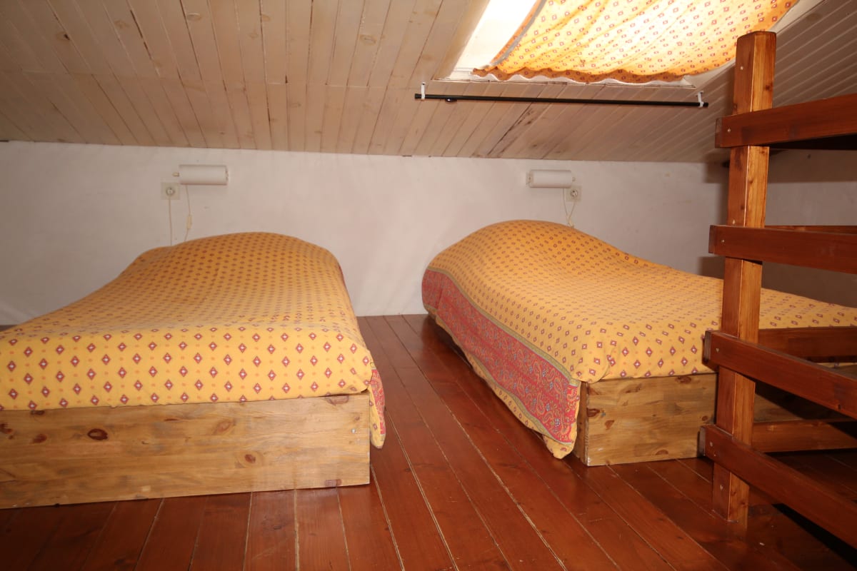 Immobilier  Les Messugues, Mas provençal typique avec piscine partagée, nature, calme  