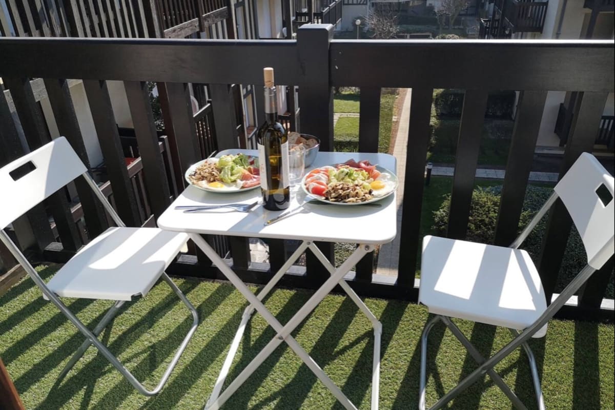 Appartement   Appt Avec Balcon à 350 m de la plage