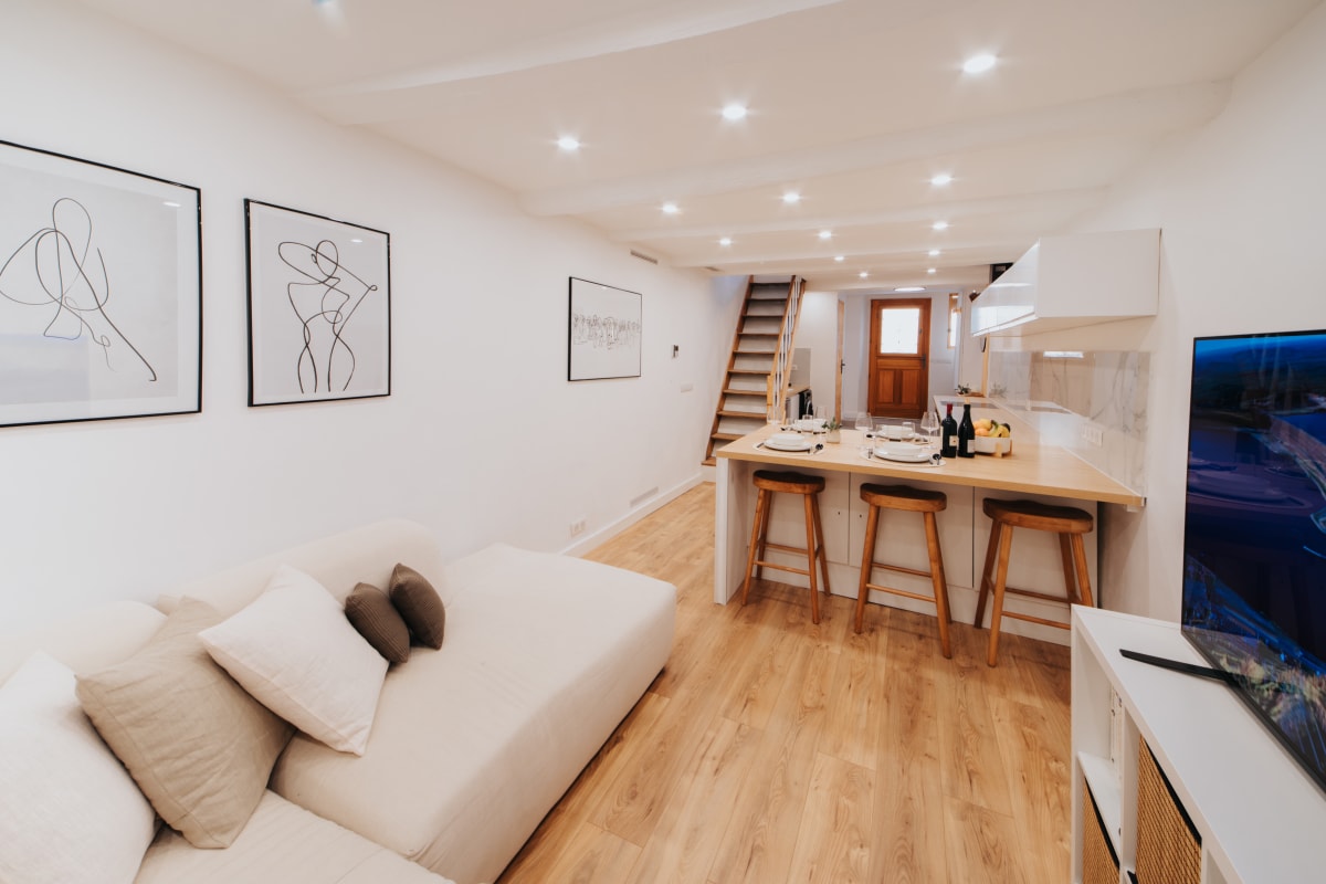 Charmante maisonnette entièrement rénovée dans la vieille ville d'Antibes
