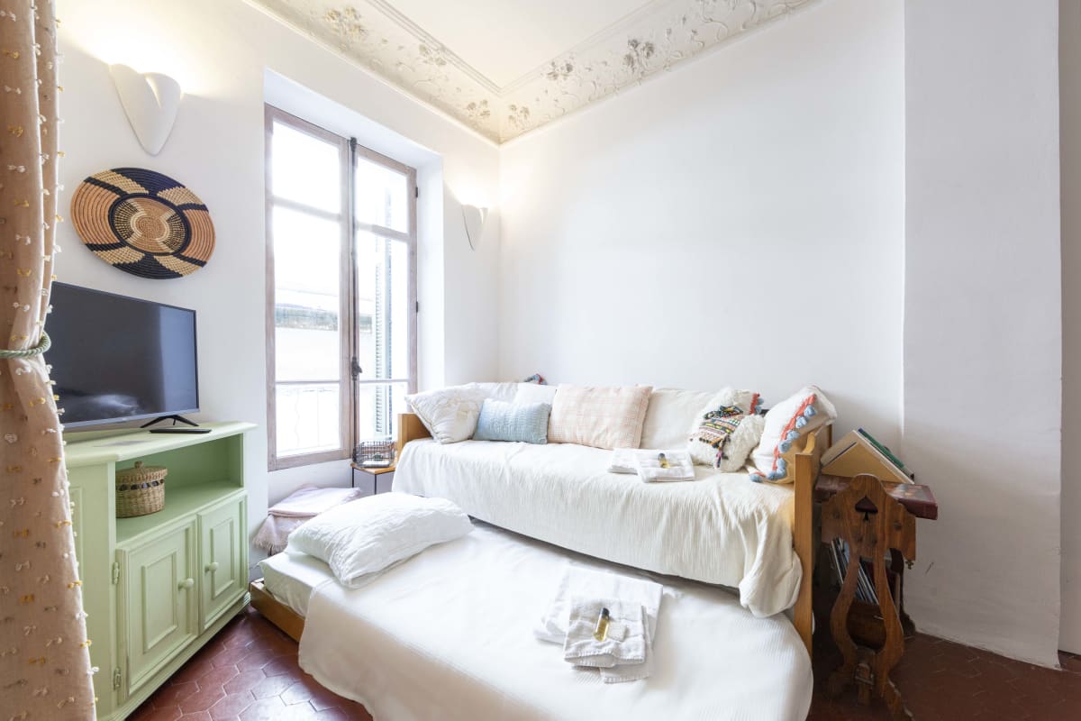 Appartement Grand studio au cœur de Cannes Meynadier, quartier de la vieille ville ! 