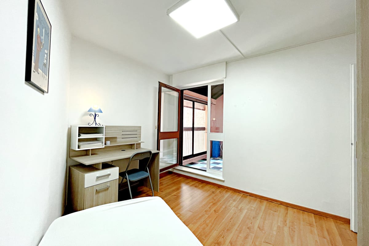  T4 Hypercentre + Balcon  