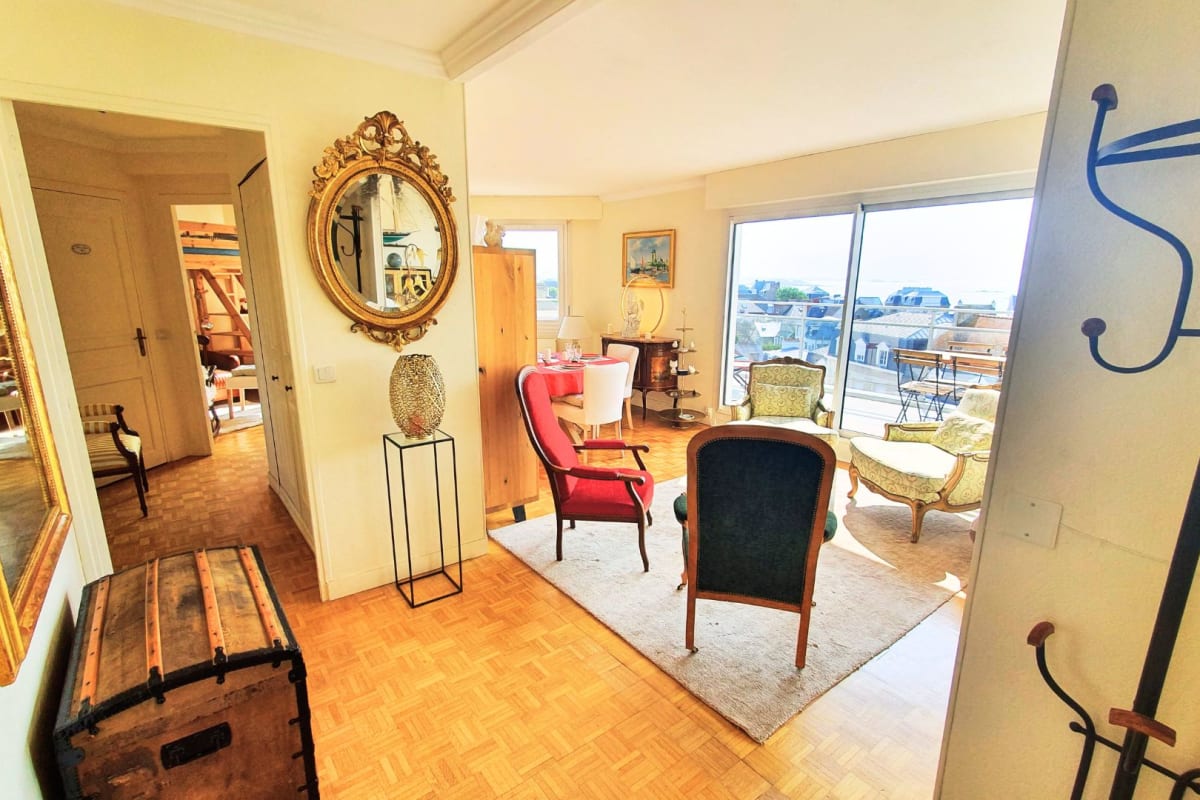  Joli appartement avec vue exceptionnelle sur mer ! 