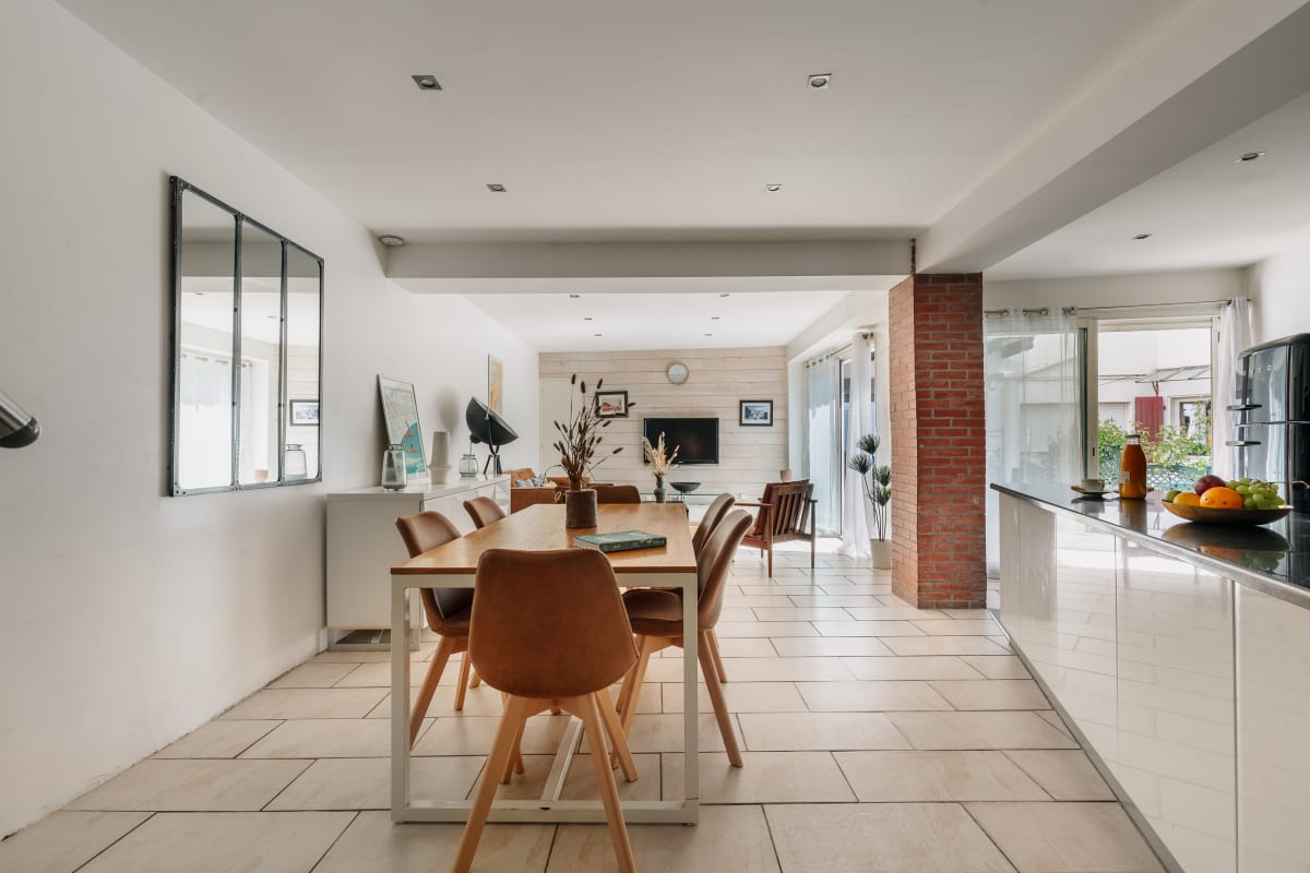 immobilier  Beau triplex à Biarritz - centre et plage à pied.