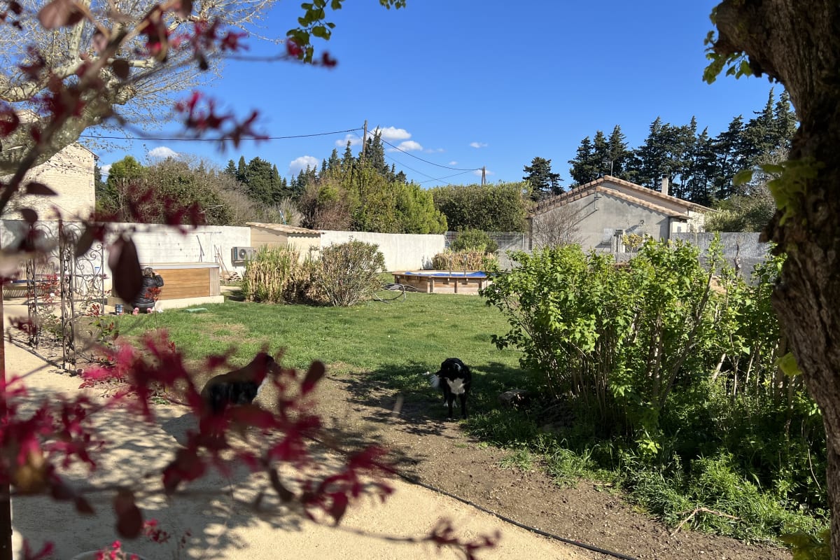 Immobilier Appartement Lumineux avec piscine et spa  
