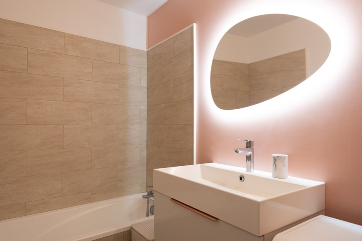  immobilier  Joli cocon d'amour proche de la Ville Lumière