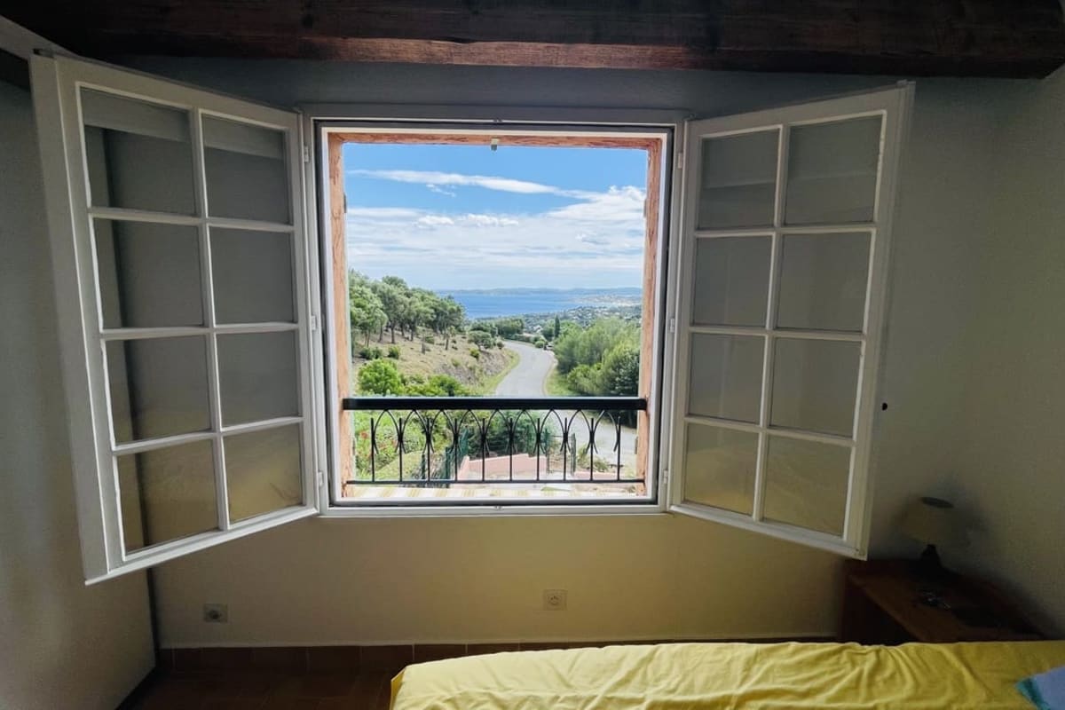 Immobilier Mazet avec vue sur le Golfe de Saint-Tropez  