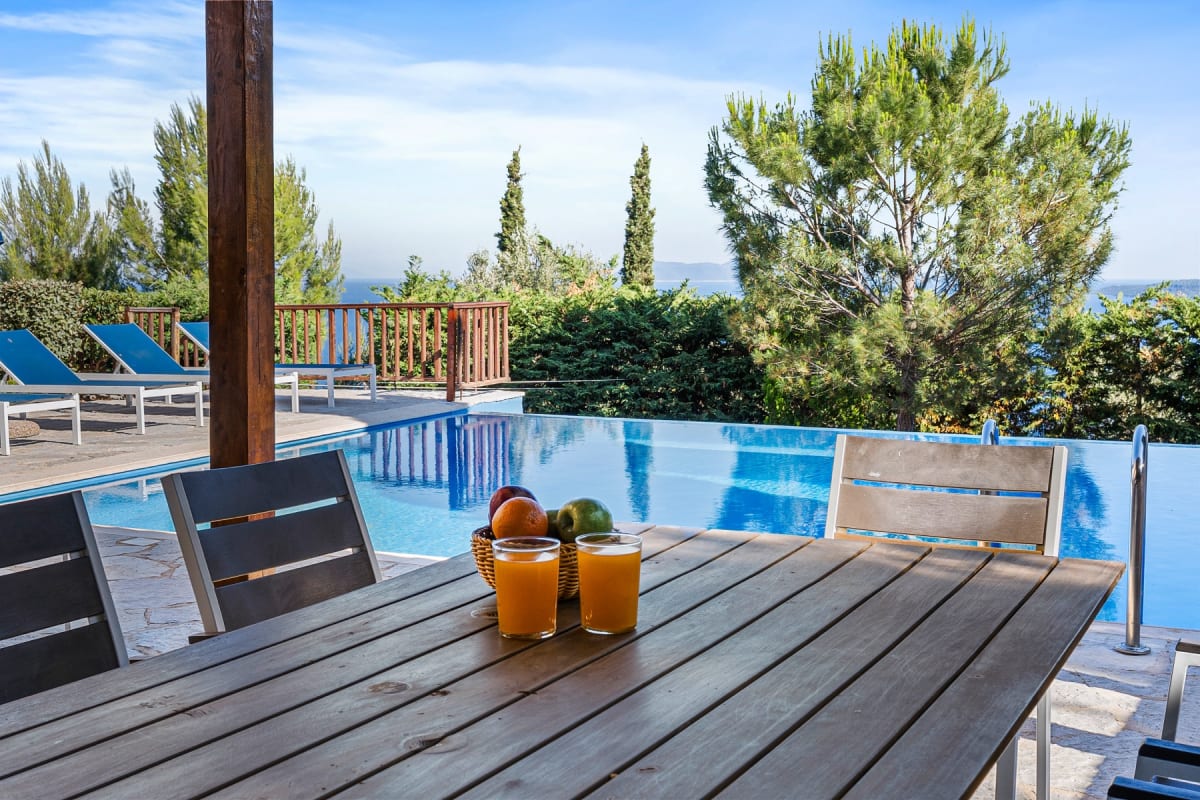 Maison   Villa Auriga - Villa Spacieuse avec Vue Magnifique sur la Mer
