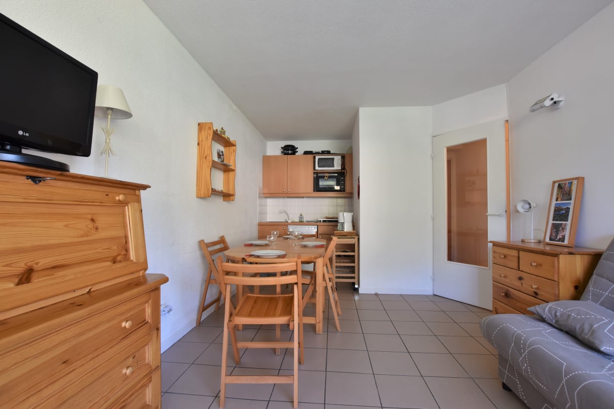  immobilier  Confortable 30m² : balcon et vue montagne