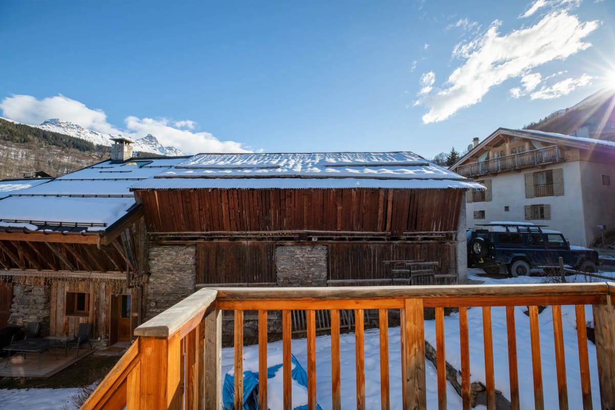  Chalet Chalet Mil