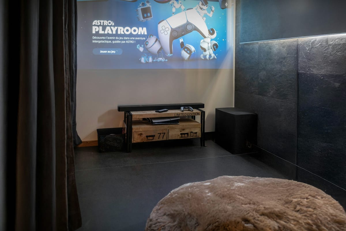  Chalet 5-étoiles pour 10p avec jacuzzi et salle de jeux - OVO Network 