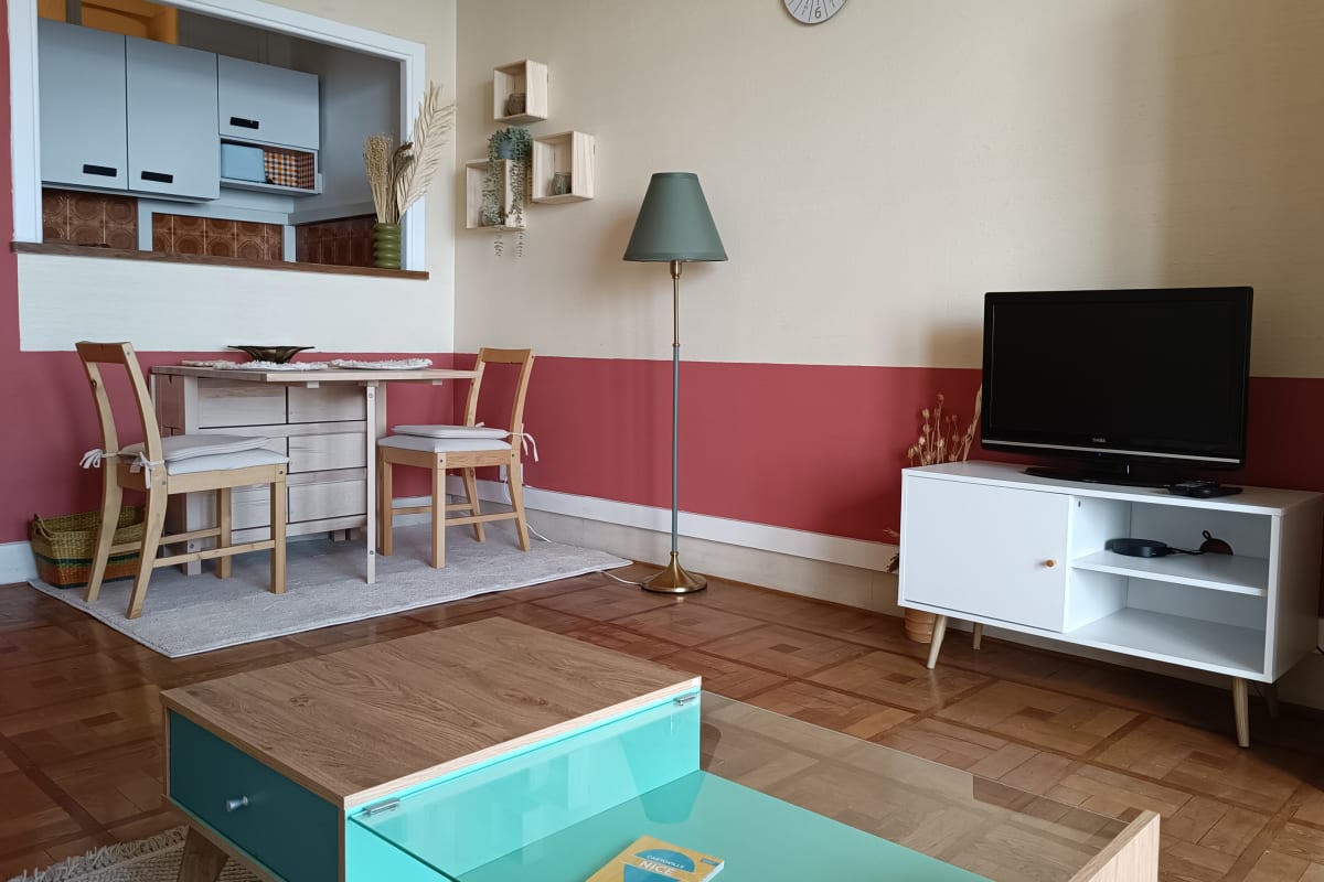 Immobilier Charmant T1 avec terrasse et vue sur mer  