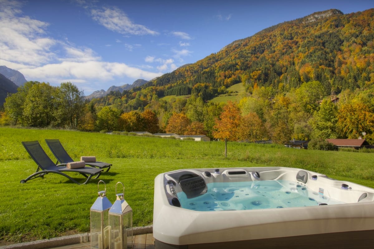  Chalet Séjour pour 12 - sauna, jacuzzi et terrasse - OVO Network
