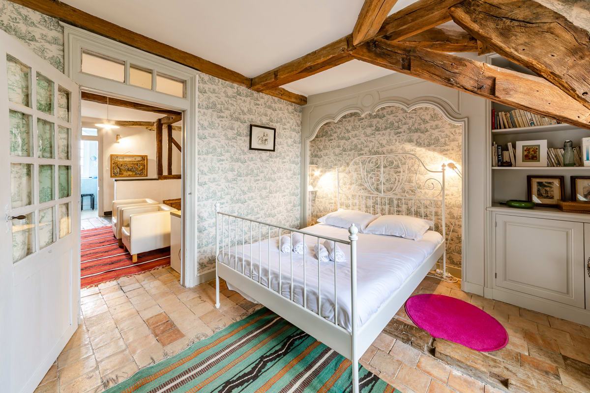 Location Maison Les Rangeardières Piscine Familial 23 personnes dès 5.586 euros par semaine