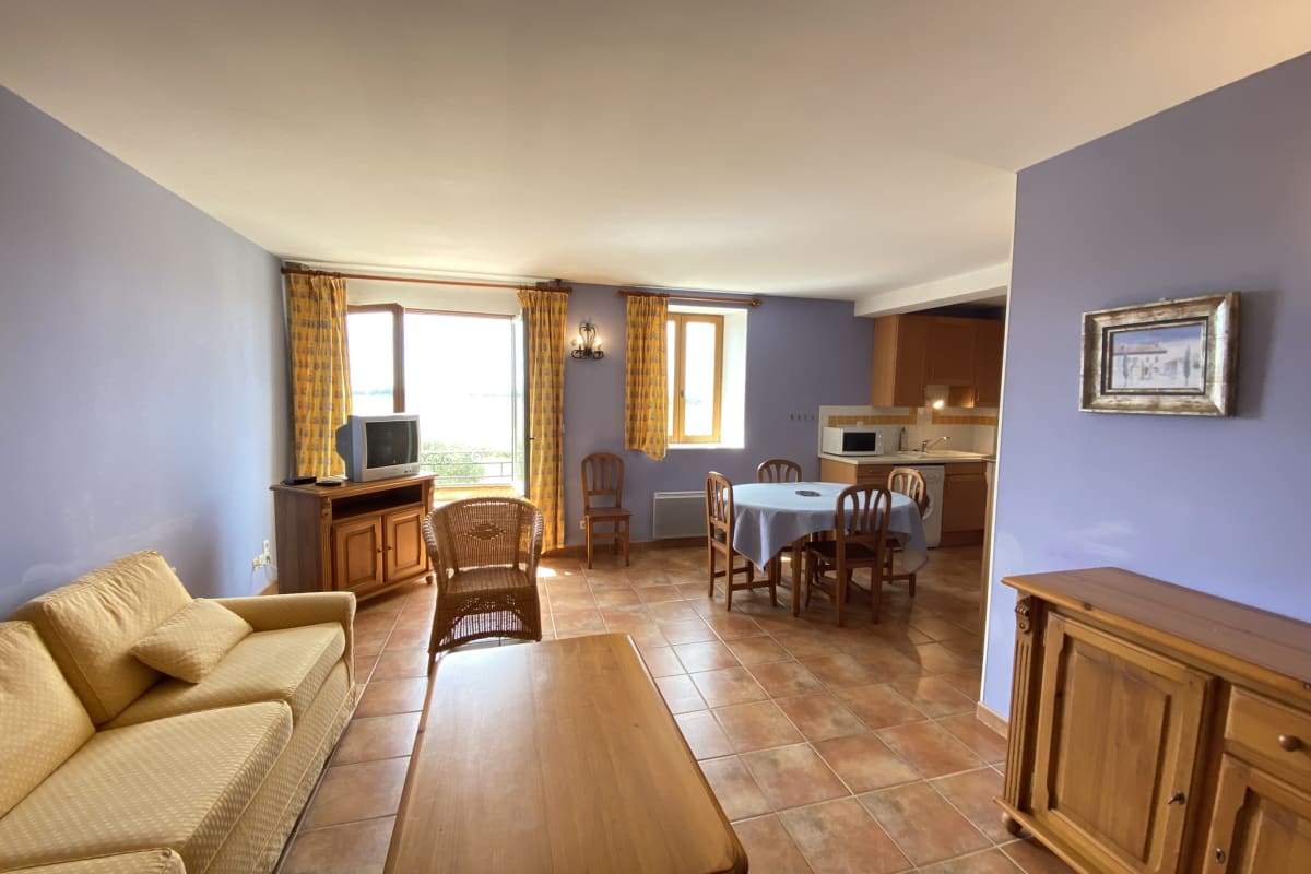 Immobilier 04B7 : Beau T3 au coeur des lavandes - piscine  