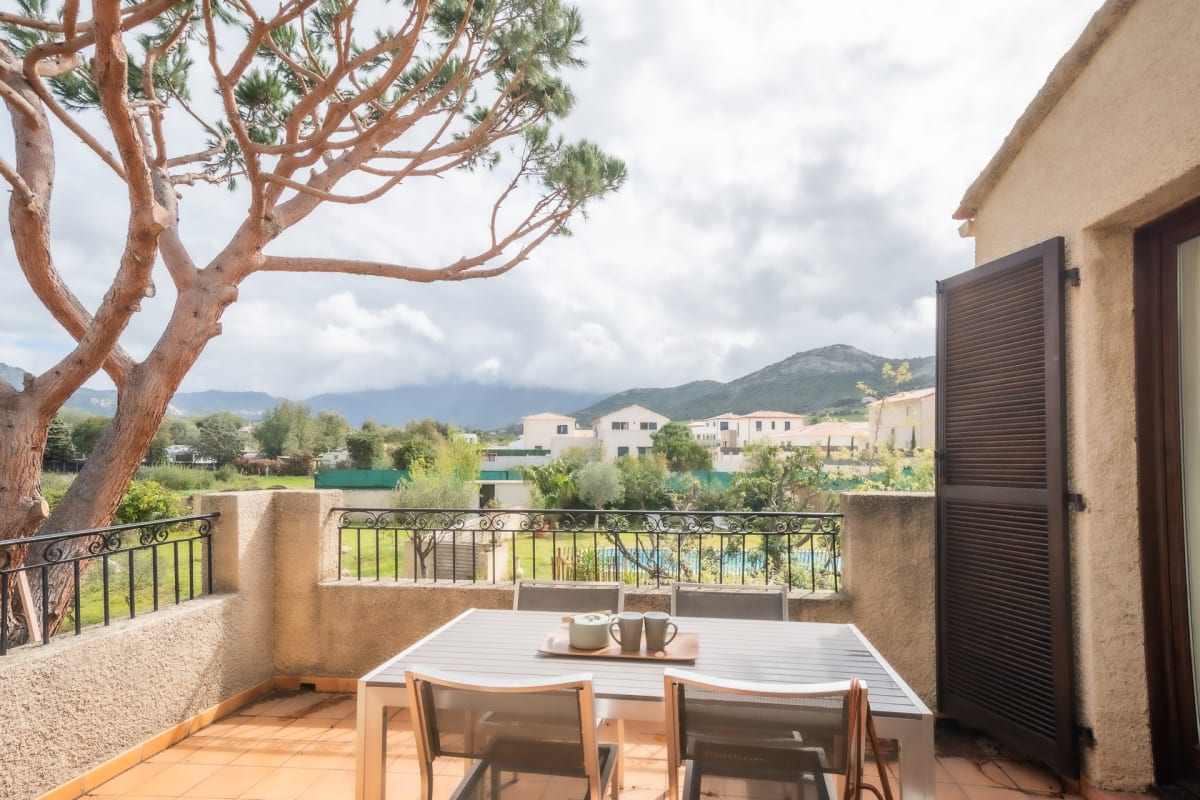 Appartement   Luce : Appart , calme,  piscine chauffée, 5 min des plages et proche Calvi