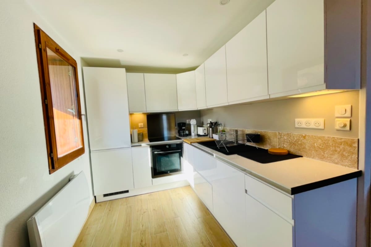 Appartement Bel appt avec 2 balcons et vue  