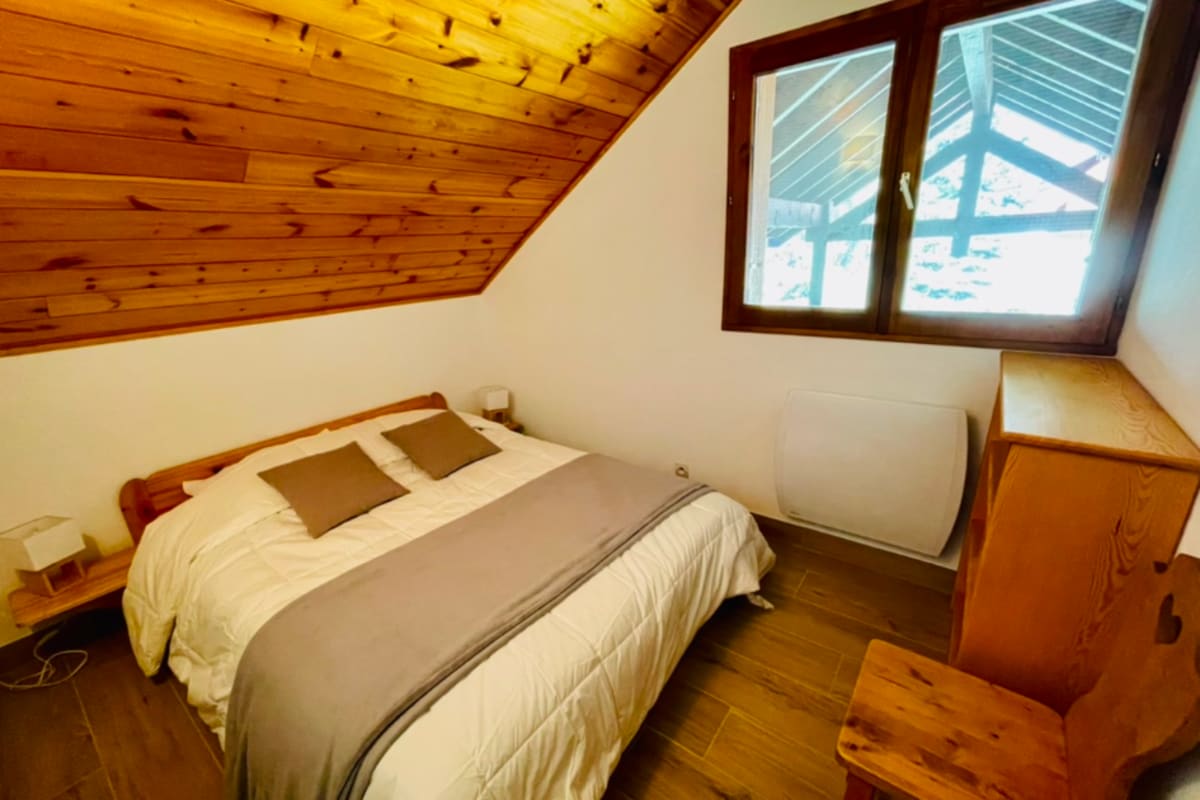 Appartement   Bel appt avec 2 balcons et vue 