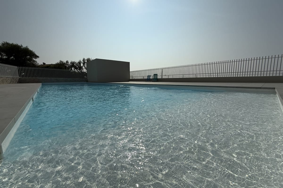  Studio moderne - terrasse - piscine 