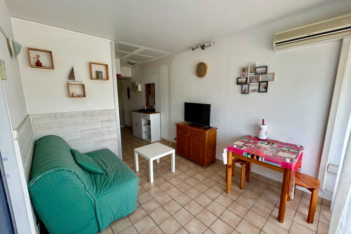  Appartement 40m² Avec Terrasse Dans Une Résidence Avec Piscine