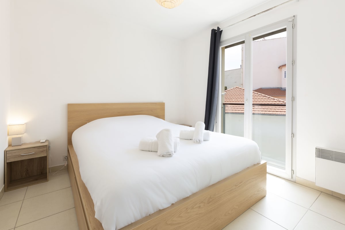  Plaza Antibes : appartement T2 avec climatisation 