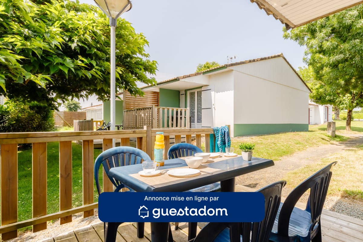 25 - Le Paon - Village vacances