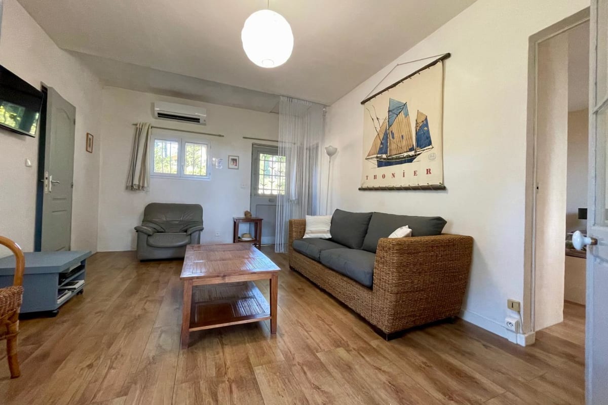  immobilier  Villa de 70 m² avec vue sur mer - La Ciotat
