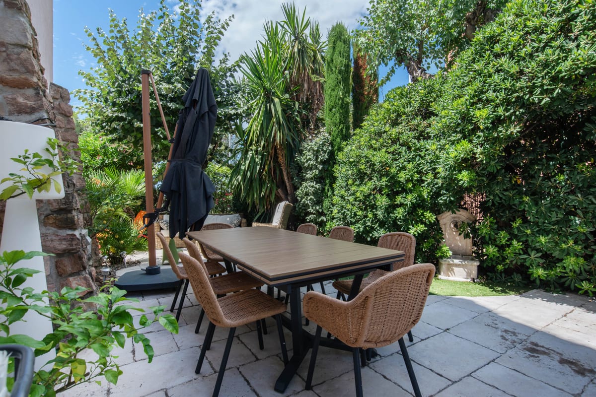  Maison Grande maison avec jardin proche de la mer