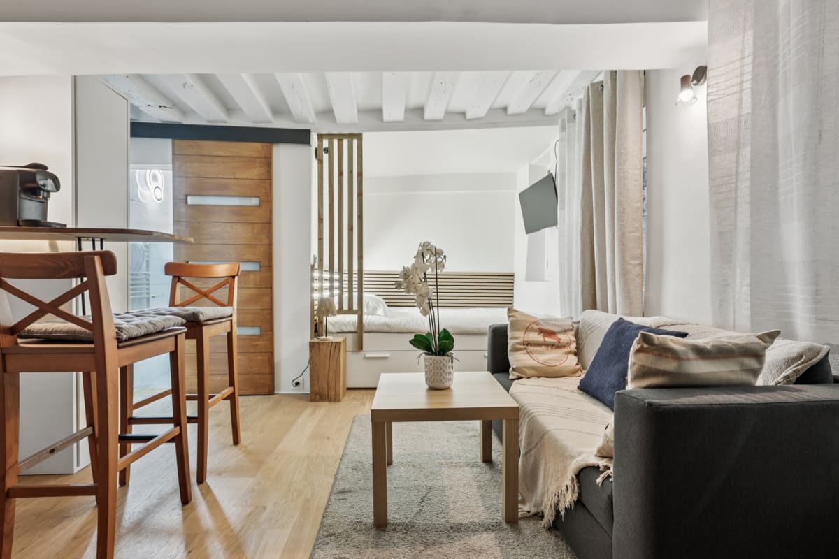  Appartement Studio Herold - Place de Victoires by B'Your Home