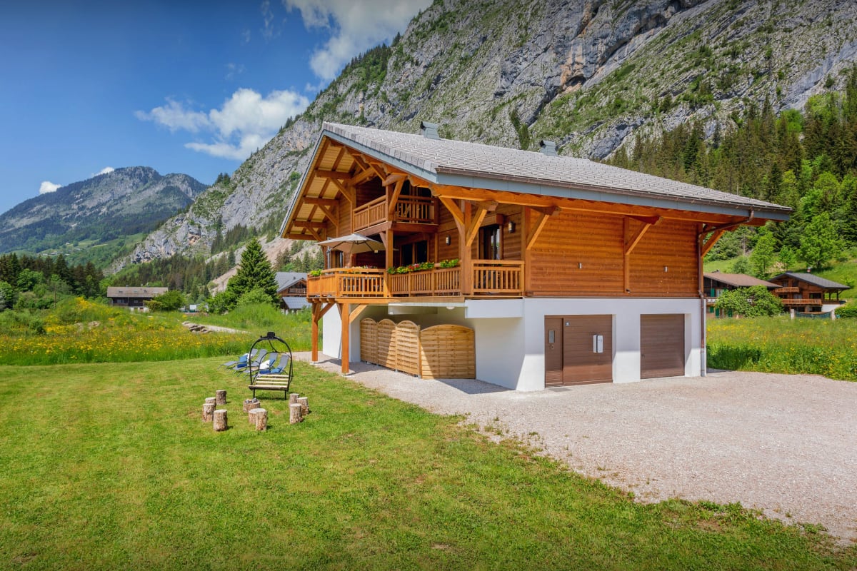 Chalet Vacances à la montagne avec jacuzzi - OVO Network 