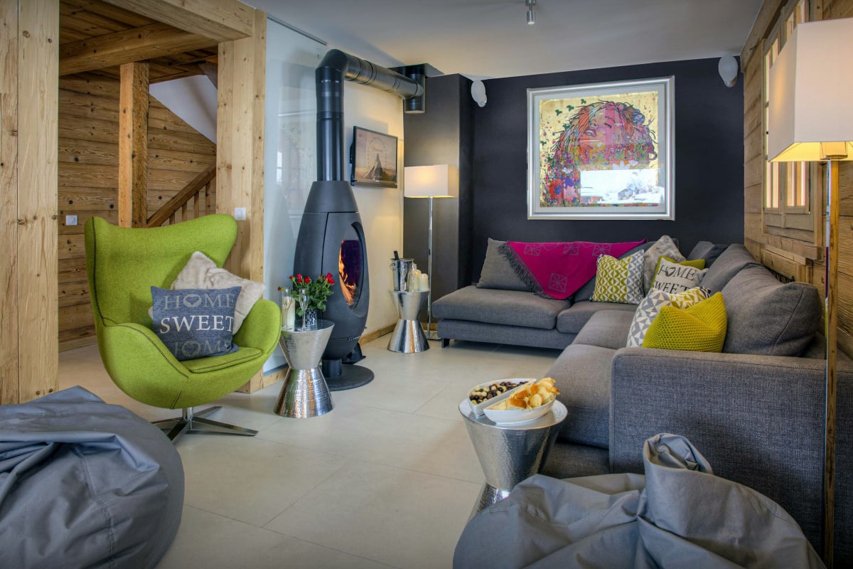 Immobilier Chalet près des pistes, spa de nage (été), sauna, jacuzzi - OVO Network  