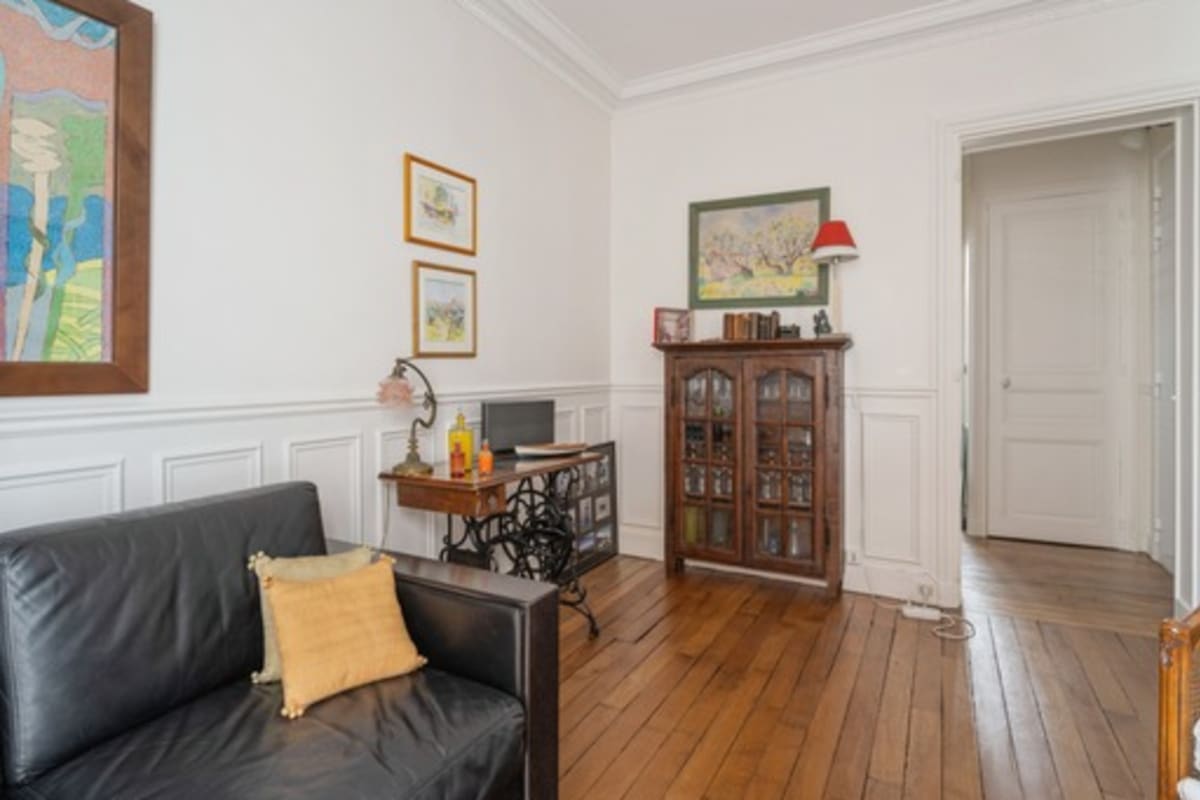  Appartement Appartement lumineux avec balcon au cœur de Paris