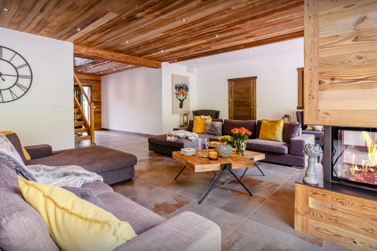 Immobilier Séjour à Saint-Gervais avec jacuzzi, sauna et piscine d'été - OVO Network  